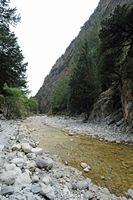 Les gorges de Samaria en Crète. Le défilé des Portes de Fer. Cliquer pour agrandir l'image.