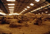 Le village d'Akrotiri à Santorin. Les ruines archéologiques. Cliquer pour agrandir l'image.