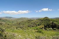 Le village d’Amari en Crète. Vue vers le nord depuis la route de Patsos au Gious Kampos. Cliquer pour agrandir l'image.