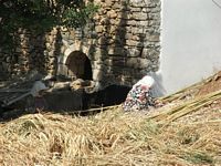 Villageoise d'Asclépios à Rhodes. Cliquer pour agrandir l'image.