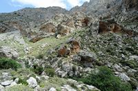 Le village d’Assomatos en Crète. Les chutes d'eau des gorges de la Kourtaliotis. Cliquer pour agrandir l'image.