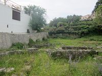 Le village d’Épiskopi en Crète. Vestiges de la cité antique de Lappa à Argyroupoli (auteur Tomisti). Cliquer pour agrandir l'image.
