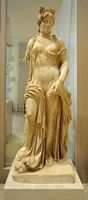 Le village d’Épiskopi en Crète. Statue d'Aphrodite mise au jour à Lappa. Cliquer pour agrandir l'image.