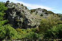 La ville d’Anogia en Crète. Faille tectonique dans la région d'Axos. Cliquer pour agrandir l'image.