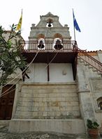 Le village de Gonia en Crète. Le monastère de Profitis Ilias à Roustika. Cliquer pour agrandir l'image.