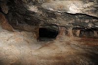 Le village de Milatos en Crète. Salle de la grotte. Cliquer pour agrandir l'image.