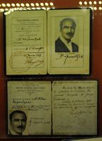 Le village de Myrtia en Crète. Carte de journaliste au musée Nikos Kazantzakis. Cliquer pour agrandir l'image.