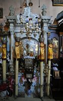 Le village de Paleokastrítsa à Corfou. L'église du monastère. Cliquer pour agrandir l'image.