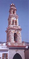 Monastère de Panormitis sur l'île de Symi. Cliquer pour agrandir l'image.