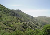 Le village de Patsianos en Crète. La route de Kallikratis à Assi Gonia. Cliquer pour agrandir l'image.
