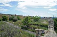 Le village de Souda en Crète. La forteresse ottomane d'Itzeddin. Cliquer pour agrandir l'image.