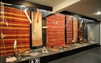 Le village de Tympaki en Crète. Outils de tissage au Musée d'ethnologie crétoise à Vori. Cliquer pour agrandir l'image.