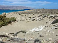 Le village de Ziros en Crète. Les ruines du théâtre romain sur l'île de Koufonissi (auteur Olaf Tausch). Cliquer pour agrandir l'image.