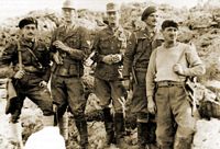 La ville d’Archanès en Crète. Le commando d'enlèvement du général Kreipe (auteur Gabriella Bullock, 1944). Cliquer pour agrandir l'image.