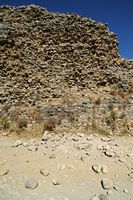 La ville d'Évangélismos en Crète. L'aqueduc de Lyttos à Tichos endommagé par le séisme du 27 septembre 2021. Cliquer pour agrandir l'image.