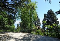 L’Achilleion, le palais de Sissi à Corfou. Les jardins. Cliquer pour agrandir l'image.