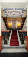 L’Achilleion, le palais de Sissi à Corfou. Le grand escalier. Cliquer pour agrandir l'image.