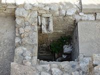 Le palais de Cnossos à Héraklion en Crète. Système de drainage des eaux (auteur Olaf Tausch). Cliquer pour agrandir l'image.