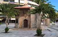 Le sud de la ville d’Héraklion en Crète. La fontaine ottomane Sebil (auteur Chatev). Cliquer pour agrandir l'image.