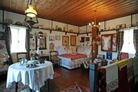 La ville d’Hersonissos en Crète. Maison bourgeoise de l'écomusée Lychnostatis. Cliquer pour agrandir l'image.