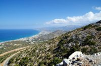 La ville d’Hersonissos en Crète. La baie de Malia (auteur Taxiarchos228). Cliquer pour agrandir l'image.