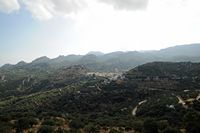 La ville d’Iérapétra en Crète. Le rocher de Kastellos à Kalamafka. Cliquer pour agrandir l'image.