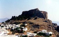 L'acropole de Lindos à Rhodes. Cliquer pour agrandir l'image.