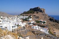 L'acropole de Lindos à Rhodes. Cliquer pour agrandir l'image.