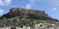 L'acropole de Lindos à Rhodes. Cliquer pour agrandir l'image.