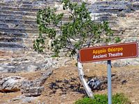 Théâtre antique de Lindos à Rhodes. Cliquer pour agrandir l'image.