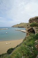 La ville de Pérama en Crète. Ruines du Castello di Milopotamo de Panormos. Cliquer pour agrandir l'image.