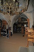La ville de Pérama en Crète. Intérieur de l'église du monastère du Saint Précurseur à Bali. Cliquer pour agrandir l'image.