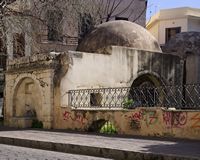 La vieille ville de Réthymnon en Crète. La fontaine de la moquée du pacha Kara Moussa (auteur C. Messier). Cliquer pour agrandir l'image.