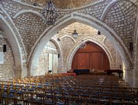 La vieille ville de Réthymnon en Crète. Salle de concert dans la mosquée Neratze (auteur C. Messier). Cliquer pour agrandir l'image.