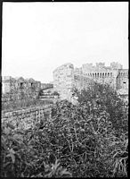 Ramparts of the fortifications of Rhodes, photography Lucien Roy around 1911. Click to enlarge the image.