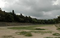 Stade de la ville antique de Rhodes. Cliquer pour agrandir l'image.