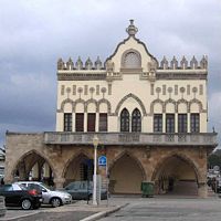 La ville moderne de Rhodes. Ancien palais du gouverneur italien. Cliquer pour agrandir l'image.