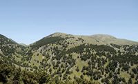 La ville de Sfakia en Crète. Le massif de l'Angathes vu depuis les gorges d'Imbros. Cliquer pour agrandir l'image.