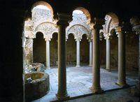 Die griechisch-römische Stadt Kos - Die Nymphaeum (oder Latrine) der antiken Stadt Kos (Autor greekstifado - Yanni). Klicken, um das Bild in Flickr zu vergrößern (neue Nagelritze).