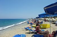 La ville de Kos sur l’île de Kos. La plage de Psalidi (auteur losangeles1947). Cliquer pour agrandir l'image dans Flickr (nouvel onglet).