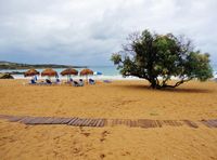 La presqu’île de l’Akrotiri en Crète. La plage de Kalathas (auteur Dimitrios Makris). Cliquer pour agrandir l'image dans Panoramio (nouvel onglet).