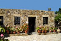La ville d’Andimahia sur l’île de Kos. La maison traditionnelle (auteur Grayswandir). Cliquer pour agrandir l'image dans Panoramio (nouvel onglet).