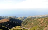 La plateau de Paúl da Serra à Madère. Vue sur Calheta. Cliquer pour agrandir l'image.