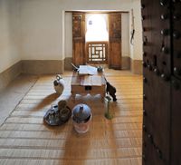 La médersa Ben Youssef à Marrakech au Maroc. Chambre. Cliquer pour agrandir l'image dans Adobe Stock (nouvel onglet).