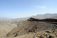 Le village d'Isirhs au Maroc. Col de Tichka. Cliquer pour agrandir l'image.