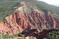 Vallée de l'oued Zate à Tasghimout. Cliquer pour agrandir l'image.