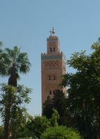 Le quartier de la Médina à Marrakech au Maroc. Mosquée Koutoubia. Cliquer pour agrandir l'image.