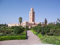 Le quartier de la Médina à Marrakech au Maroc. Mosquée Koutoubia. Cliquer pour agrandir l'image.