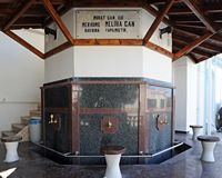 La presqu'île de Bodrum en Anatolie. Fontaine de la mosquée de Turgut Reis. Cliquer pour agrandir l'image.