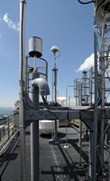 Le récepteur GPS de l'observatoire du puy de Dôme. Cliquer pour agrandir l'image dans Adobe Stock (nouvel onglet).